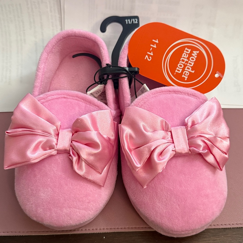 Adorable Children’s Pink Slippers with Pink Bows, Size 11/12, NWT